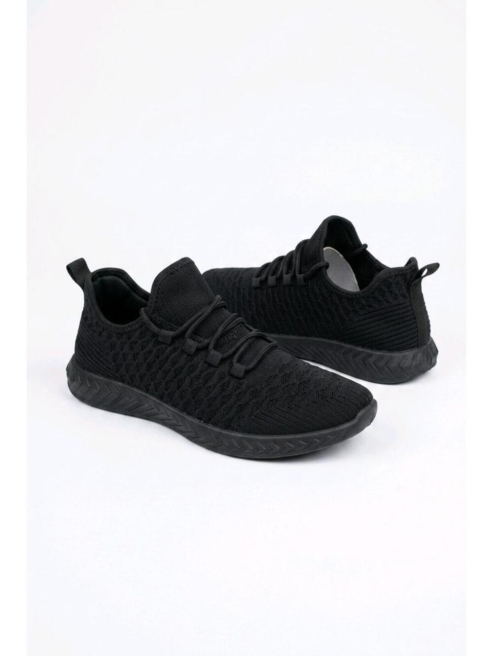 Taxi Men’s Ultra Breathable & Lightweight Black Knit Sneakers Size 12 Pre-Owned